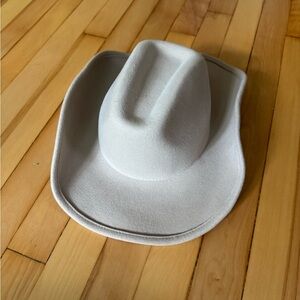 Aritzia Cowboy Hat